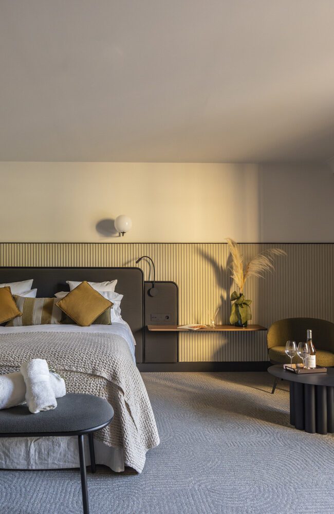 Chateau de Lastours Chambre Deluxe coté hôtel 4 étoiles Resort